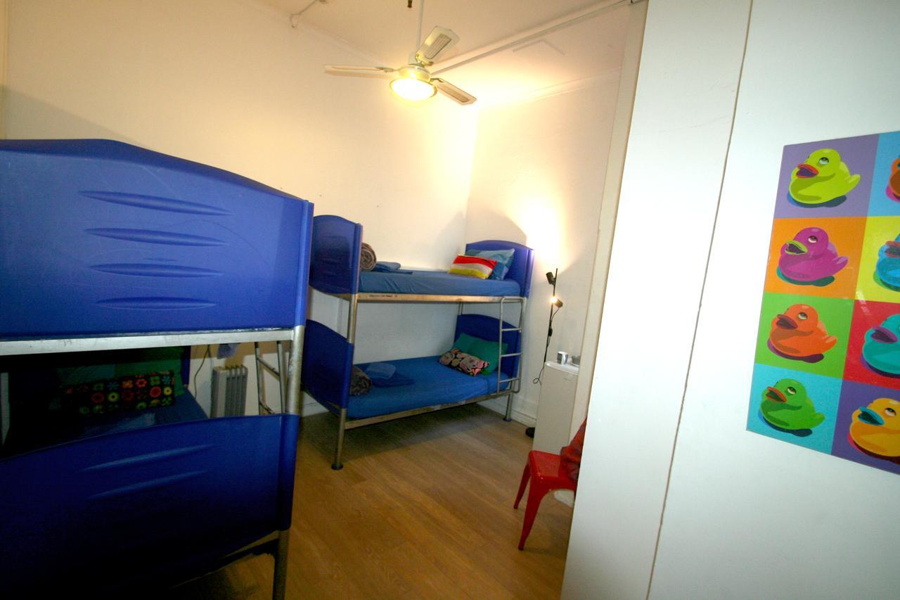 Zing Backpackers Hostel Sydney Luaran gambar