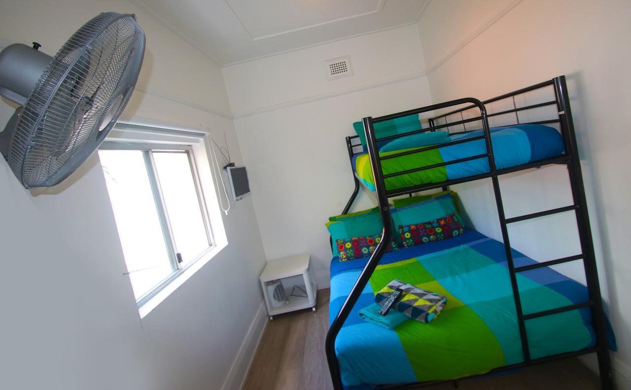 Zing Backpackers Hostel Sydney Luaran gambar